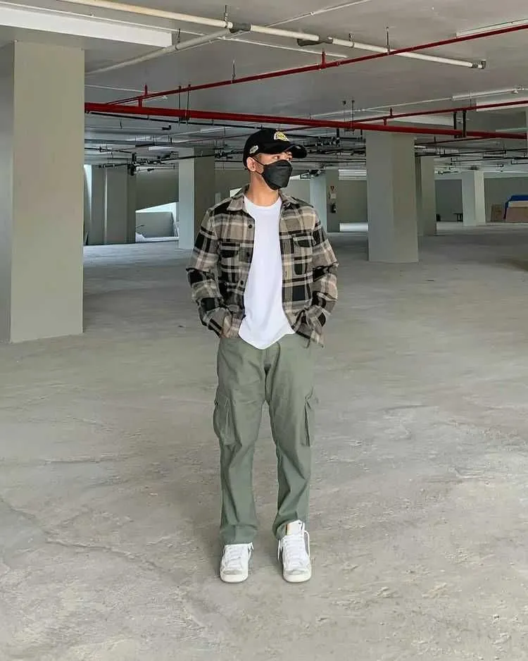 Kemeja Casual Cowo